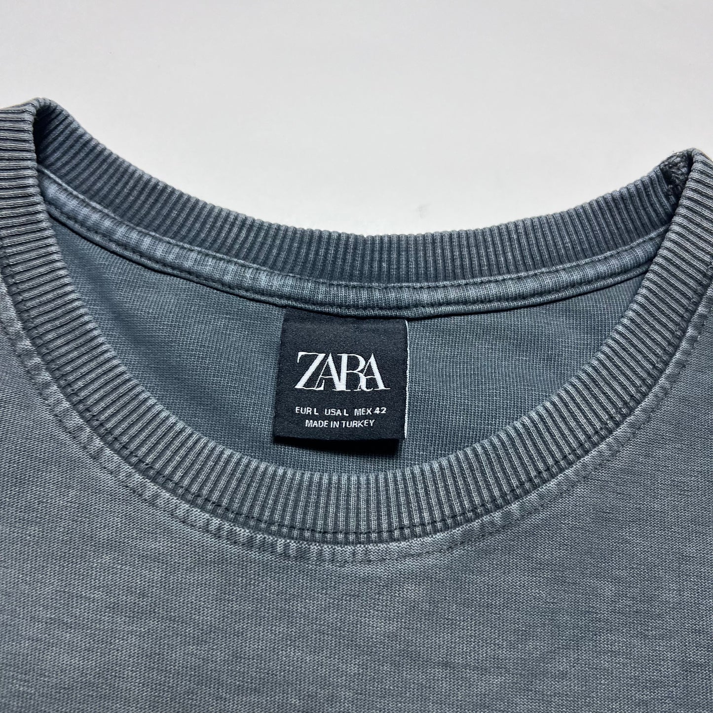 ZARA Double-Layer Washed Gray T-Shirt L - Cats on Stacks VNTG