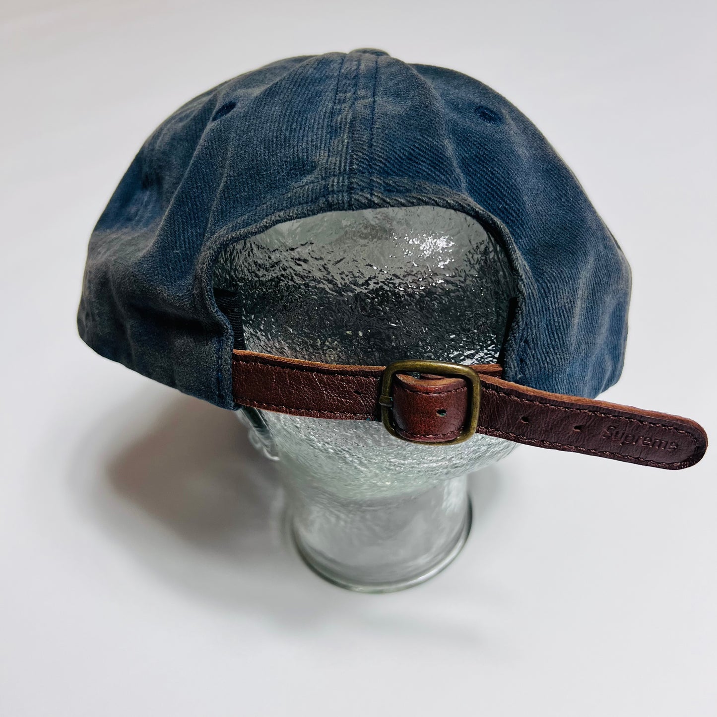 Supreme Script Dark Blue Strapback Cap - Cats on Stacks VNTG