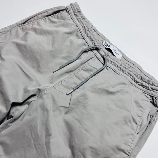 ZARA Gray Cargo Pants L - Cats on Stacks VNTG
