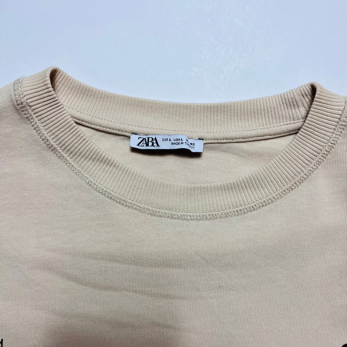 ZARA Crazy Cupid Beige T-Shirt M / L - Cats on Stacks VNTG