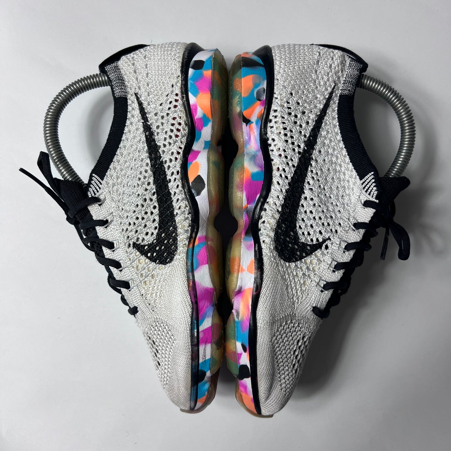 Nike Flyknit Zoom Confetti Sole 38 / 698616-101 - Cats on Stacks VNTG