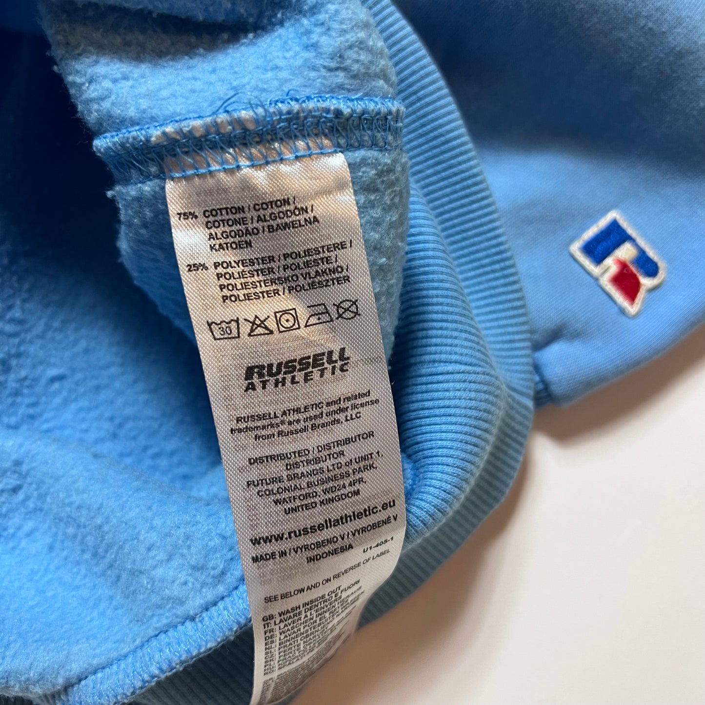 Russell Athletic Pullover Y2K Crewneck blau S / M - Cats on Stacks VNTG