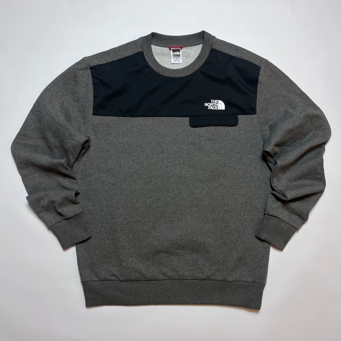 The North Face Gray Pocket Crewneck L - Cats on Stacks VNTG
