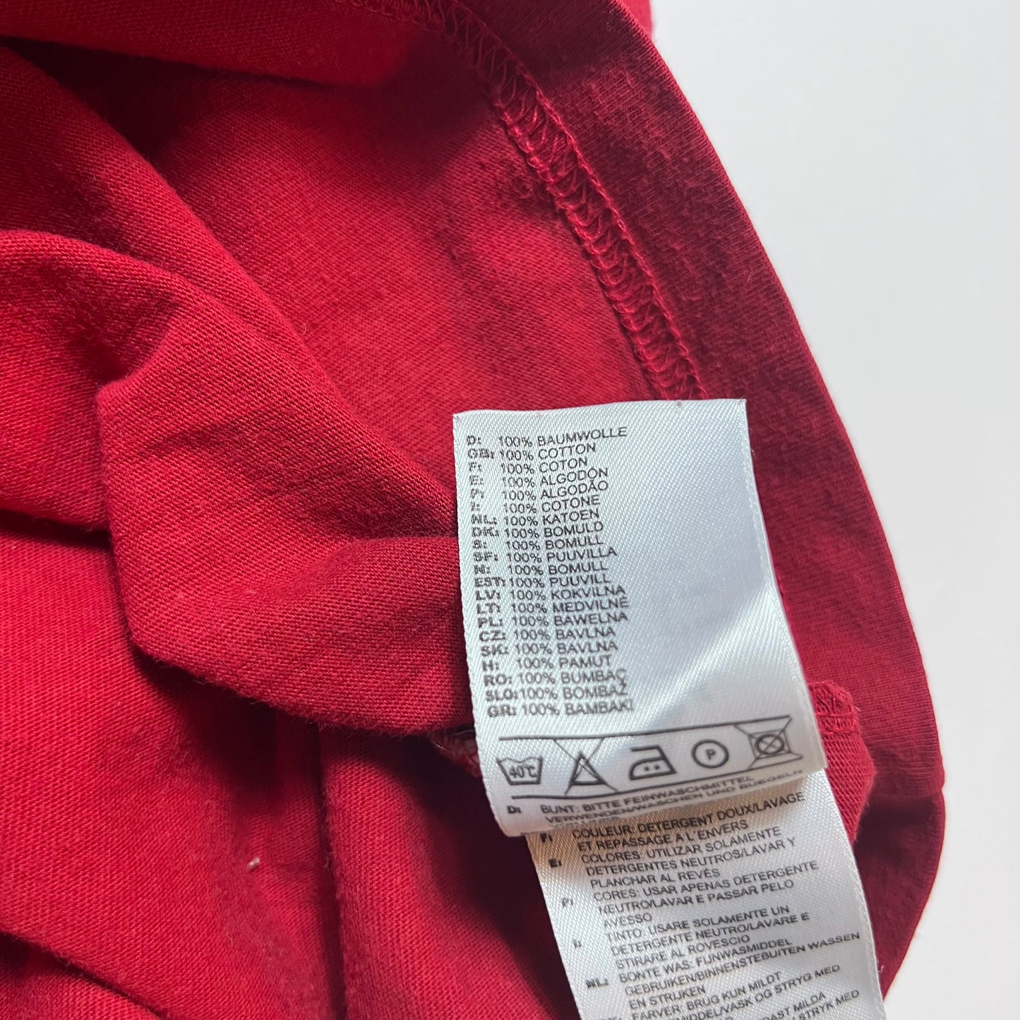 Vintage Adidas Mini Box Logo Red T-Shirt L - Cats on Stacks VNTG