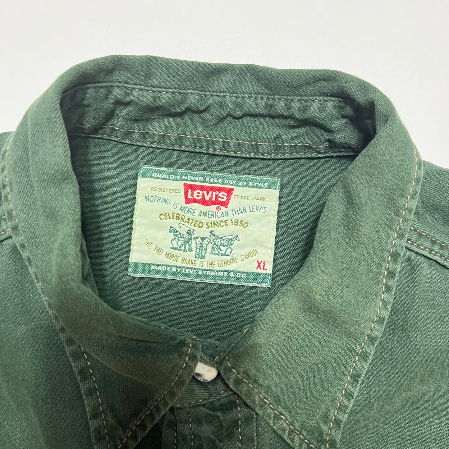 Vintage Levis Barstow Western Jeanshemd Shirt grün XL / XXL - Cats on Stacks VNTG