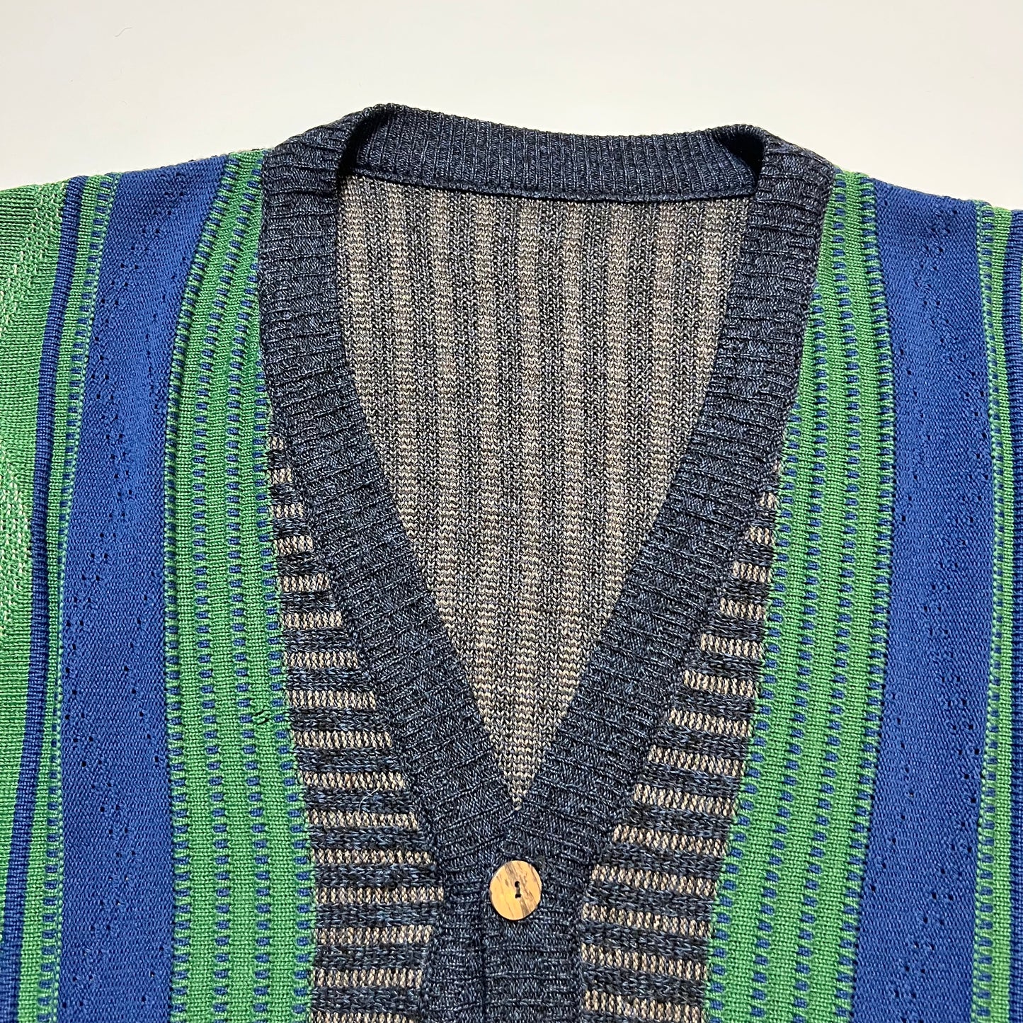 Vintage Crazy Pattern Boxy Cardigan grün blau XL - Cats on Stacks VNTG