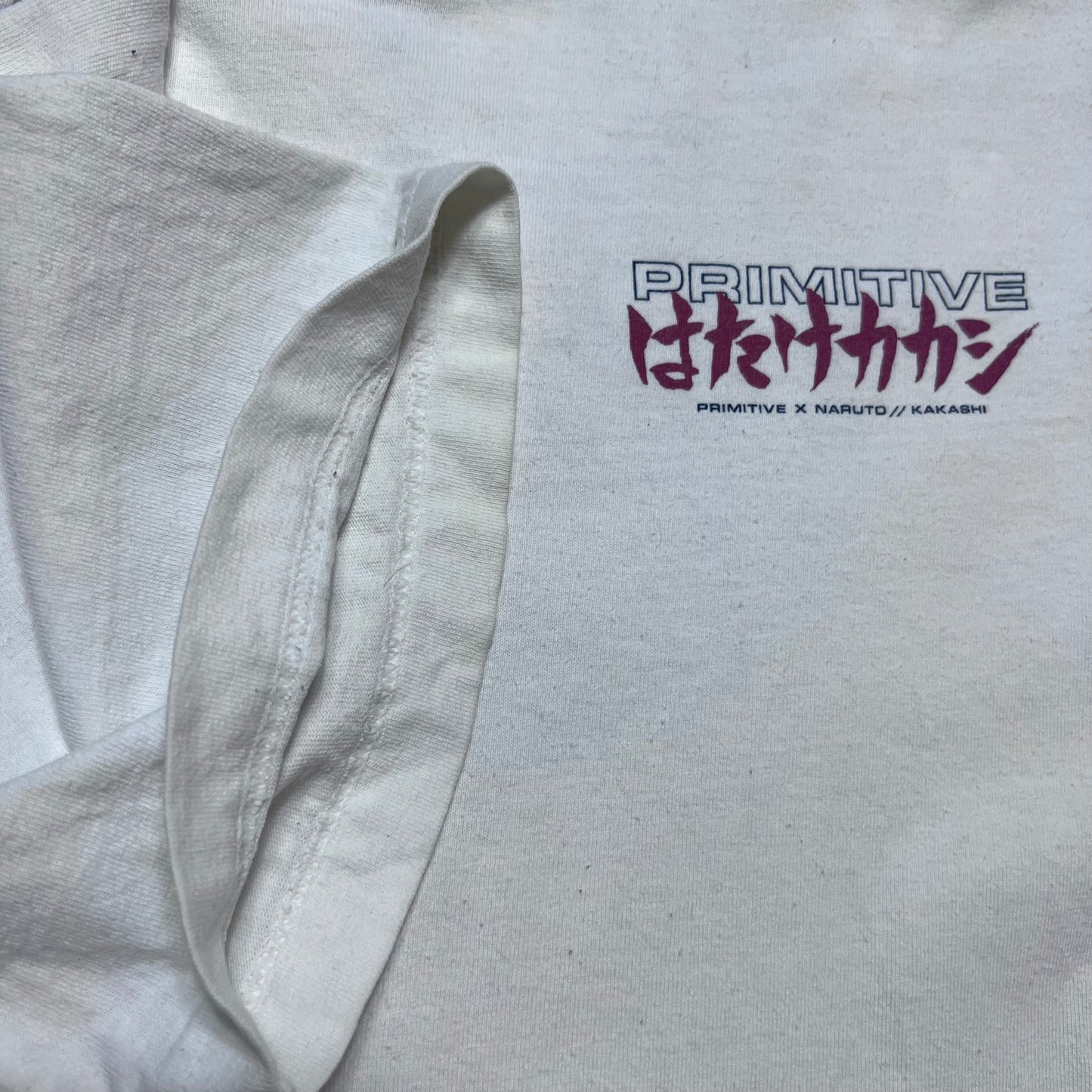 Primitive x Naruto Shippuden / Kakashi T-Shirt weiß M / L - Cats on Stacks VNTG