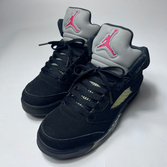 Jordan 5 Retro OG BG Schwarz Metallic 845036-003 Größe 6Y / 38,5 - Cats on Stacks VNTG