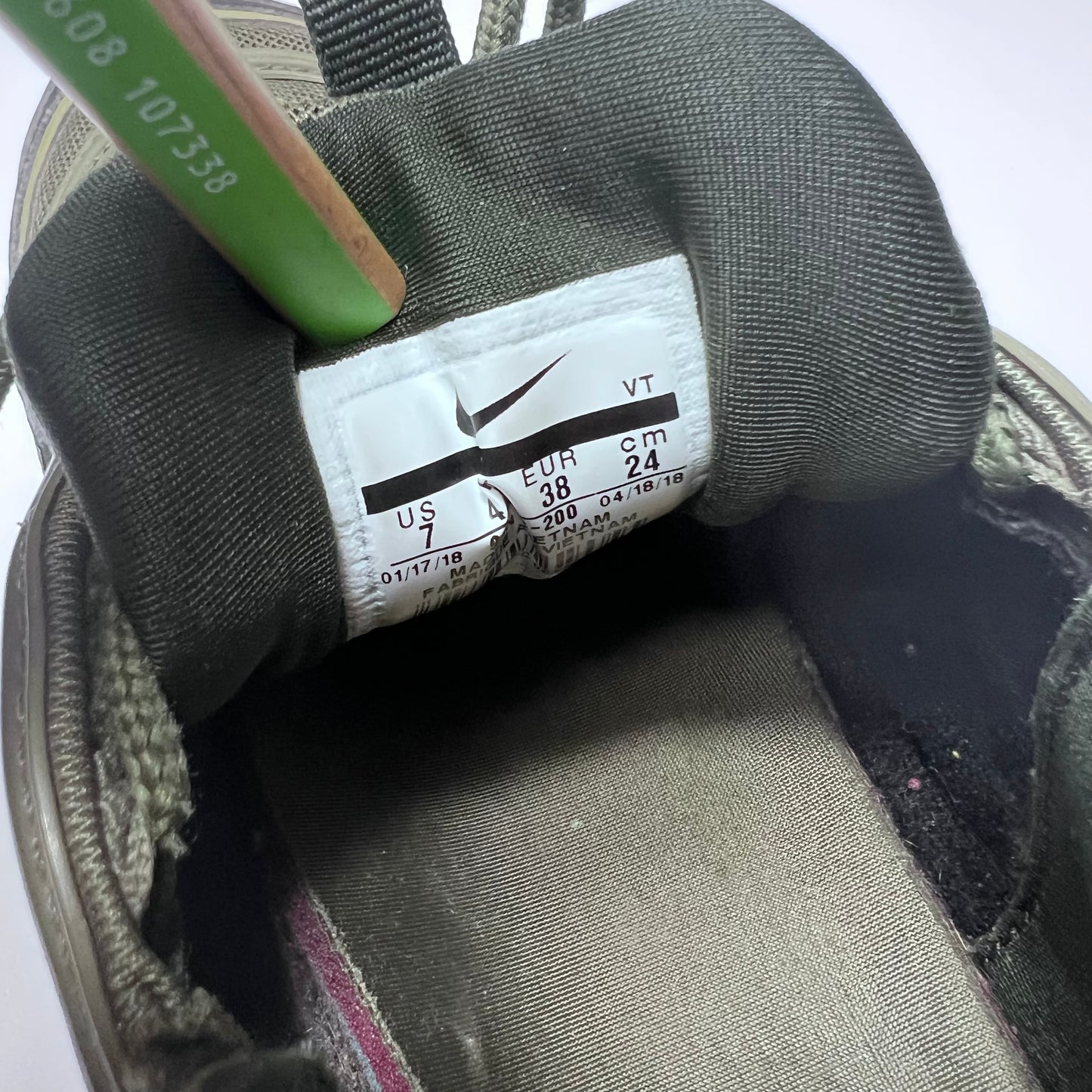 Nike Air Max 97 Olive Green 921733-200 Größe 38 - Cats on Stacks VNTG