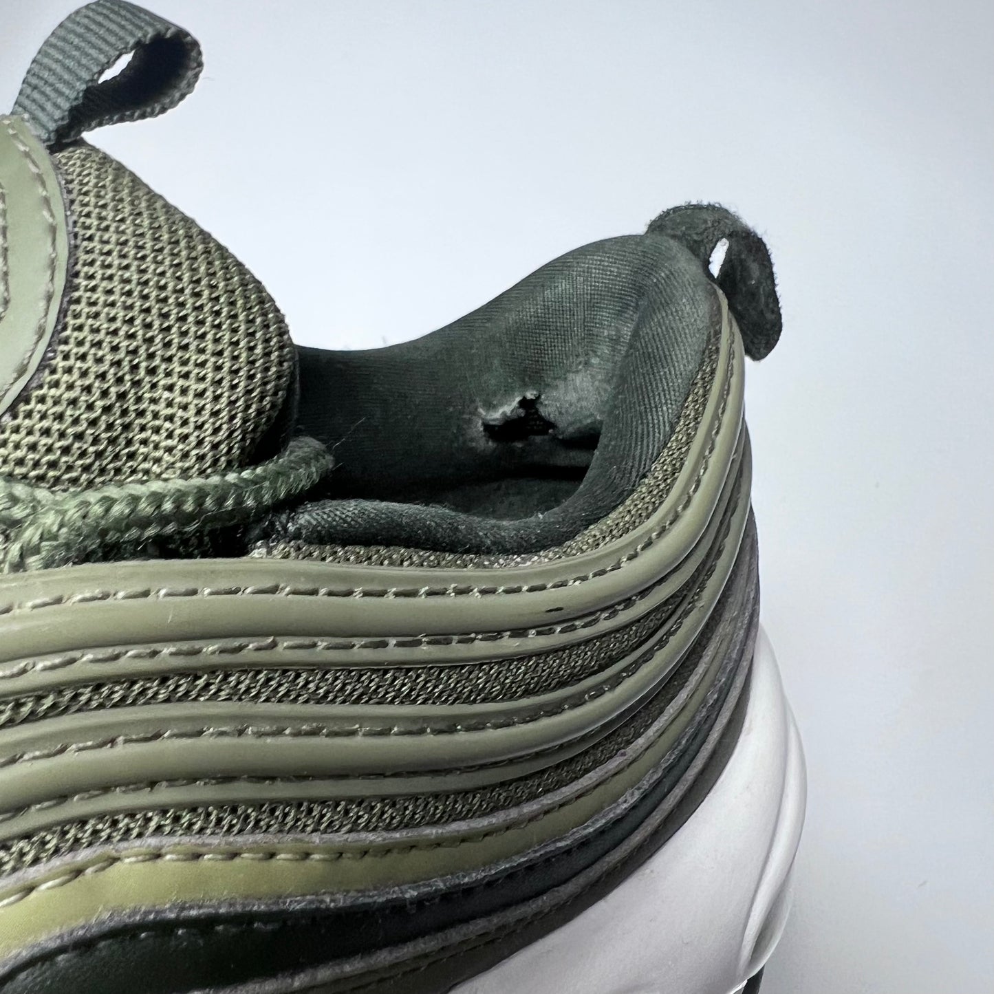 Nike Air Max 97 Olive Green 921733-200 Größe 38 - Cats on Stacks VNTG