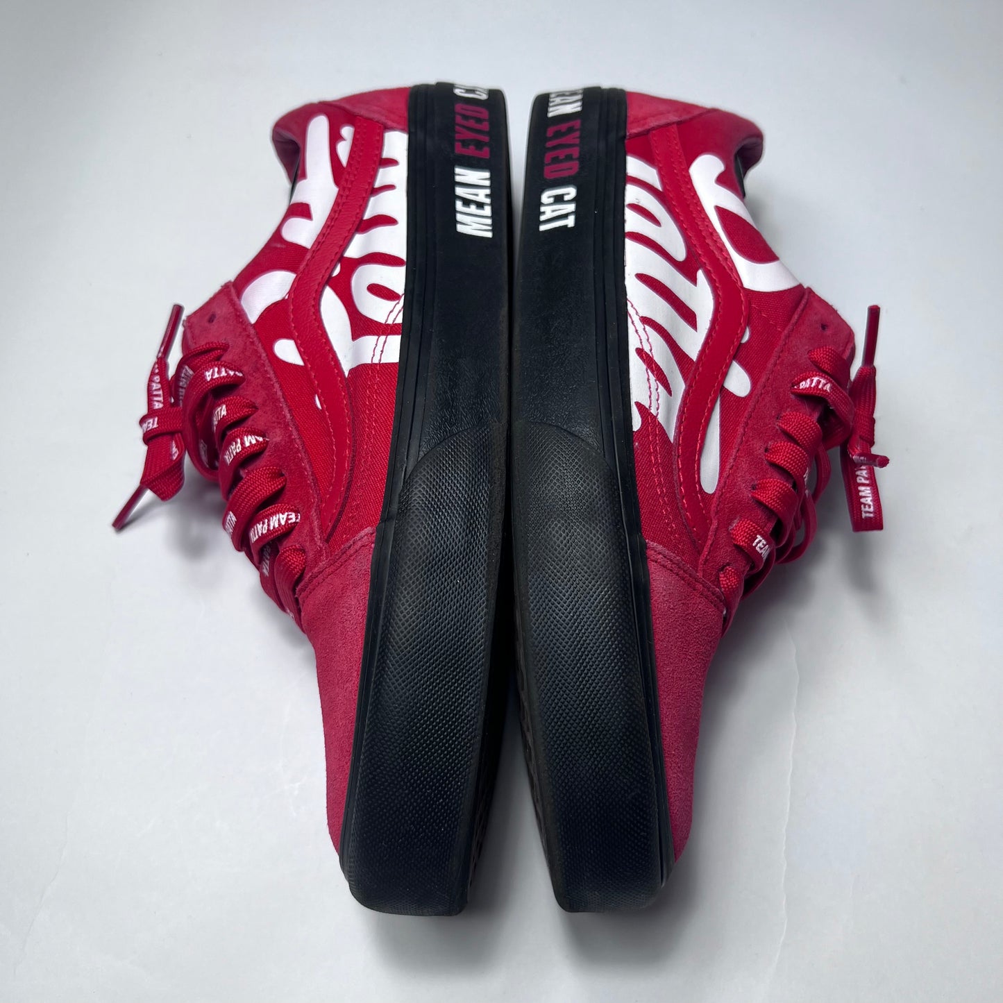 VANS x PATTA High Risk Red Black Mean Eyed Cat VN0A4BVF5X81 Größe 42,5 - Cats on Stacks VNTG