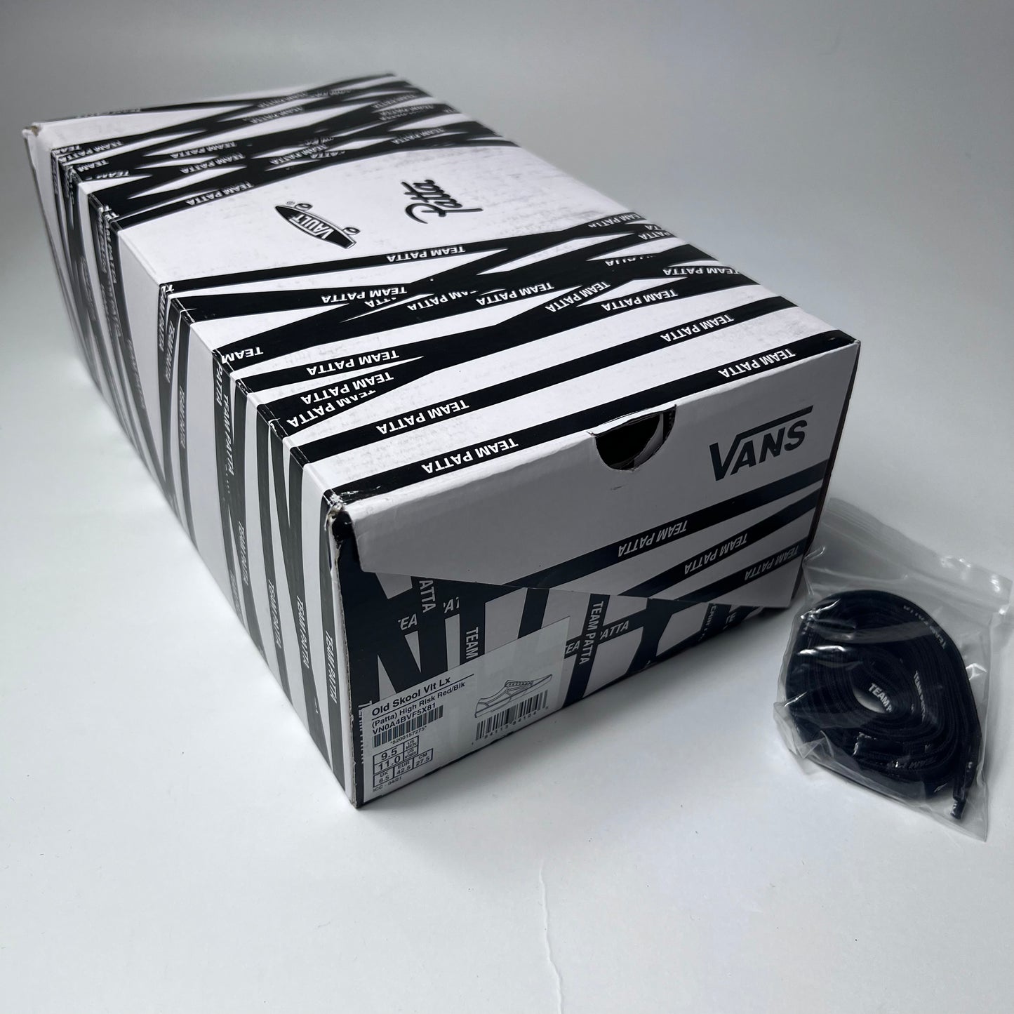 VANS x PATTA High Risk Red Black Mean Eyed Cat VN0A4BVF5X81 Größe 42,5 - Cats on Stacks VNTG