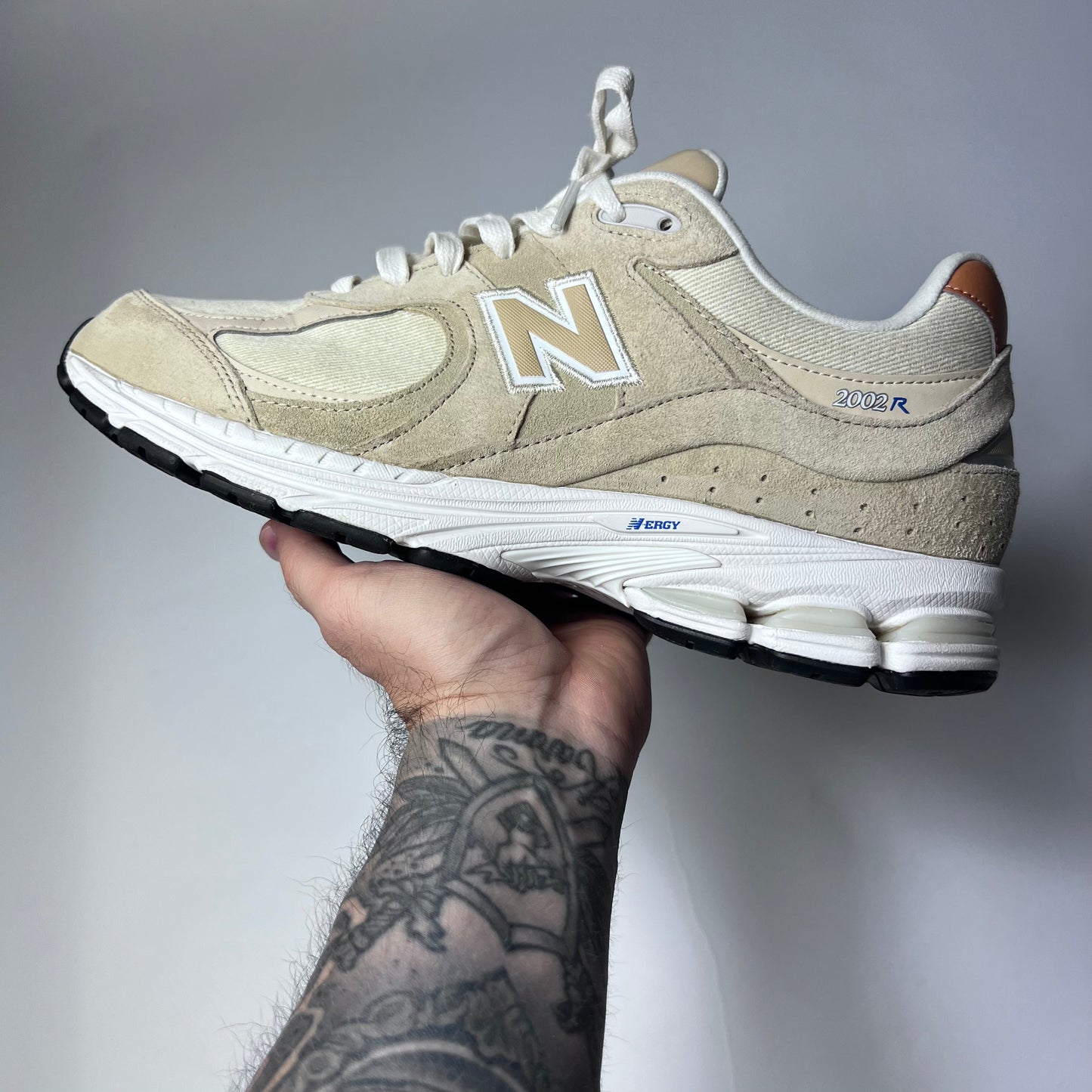 New Balance 2002R Incense Sepia Bone M2002REF Größe 45,5 - Cats on Stacks VNTG