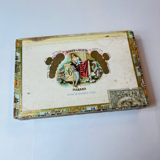 Vintage Zigarrenkiste Cuba "Romeo Y Julieta" made in Habana - Cats on Stacks VNTG
