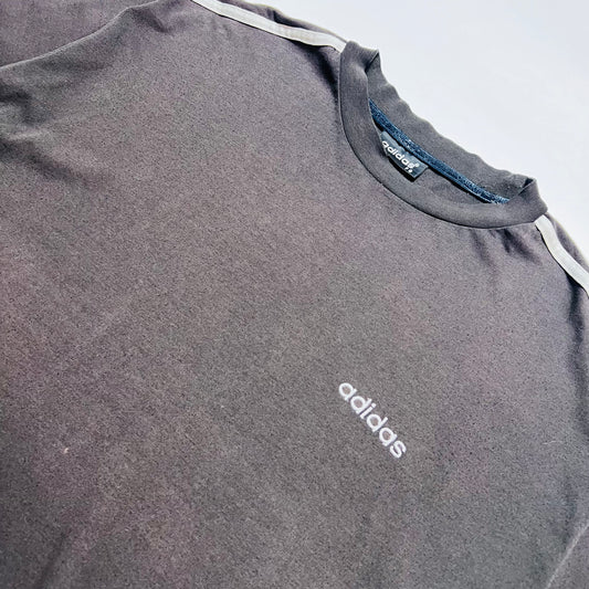 Adidas Vintage 90s Mini Logo T-Shirt schwarz braun XL / XXL - Cats on Stacks VNTG