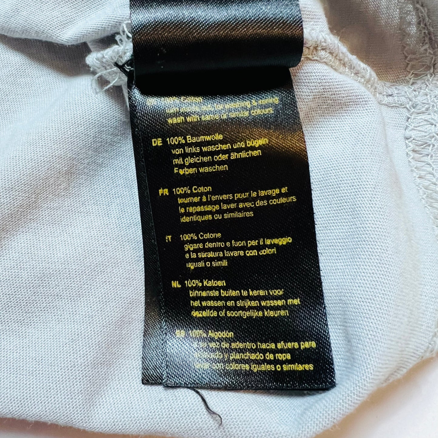 Alpha Industries Retro T-Shirt Rainbow Reflective grau L / XL - Cats on Stacks VNTG