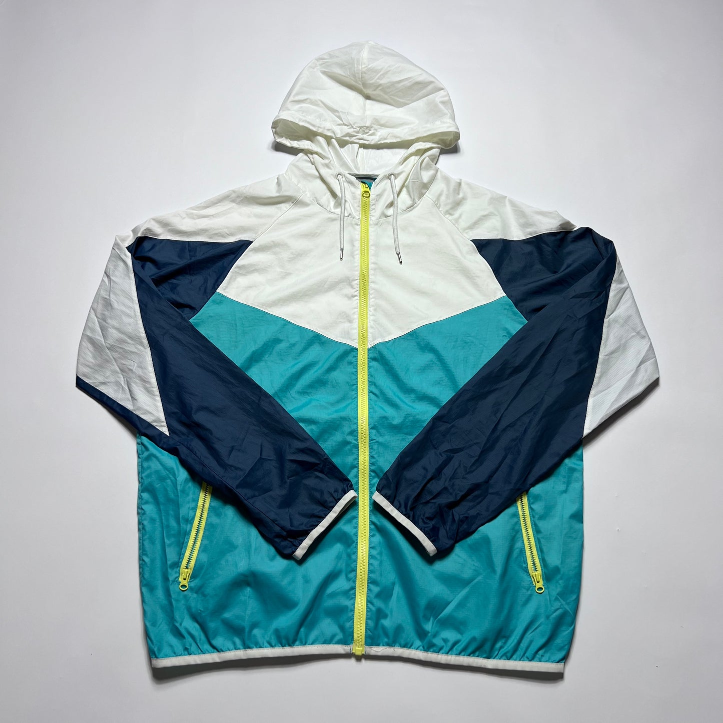 Vintage Nike Pastell Tracking Jacke L - Cats on Stacks VNTG