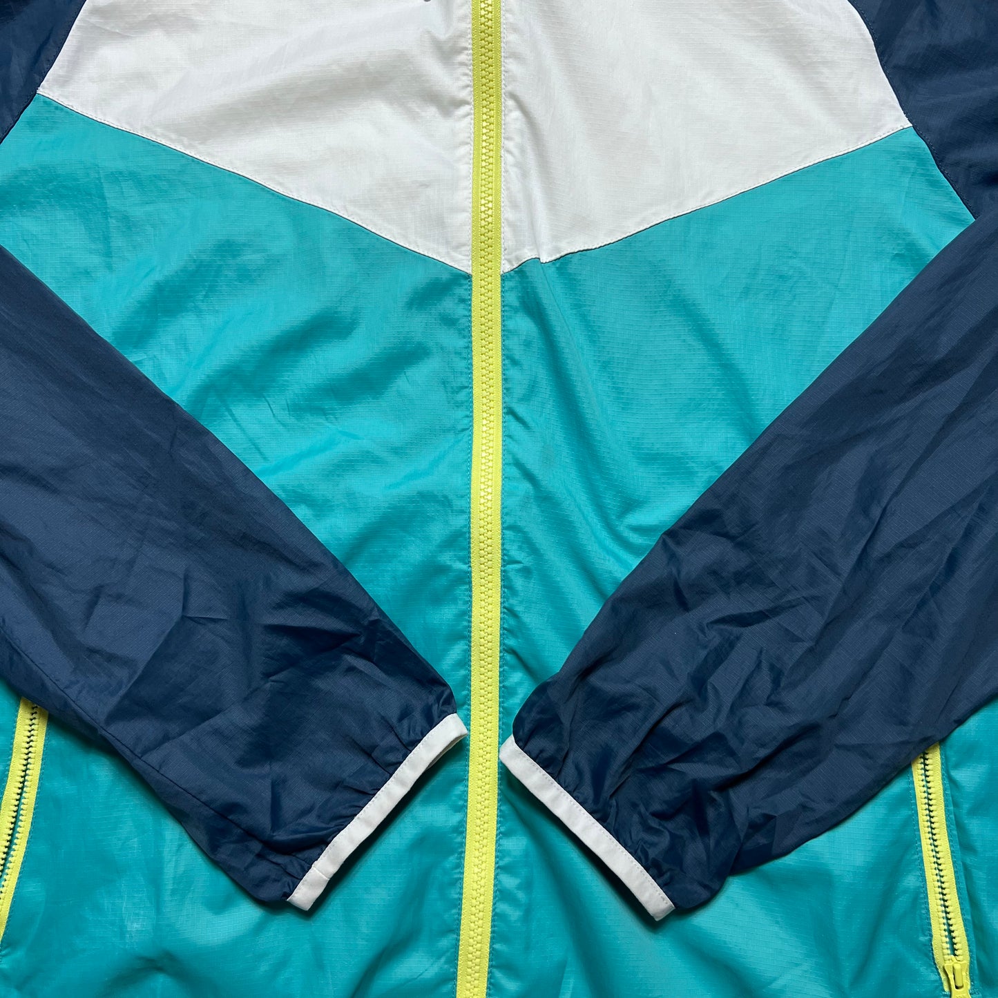 Vintage Nike Pastell Tracking Jacke L - Cats on Stacks VNTG