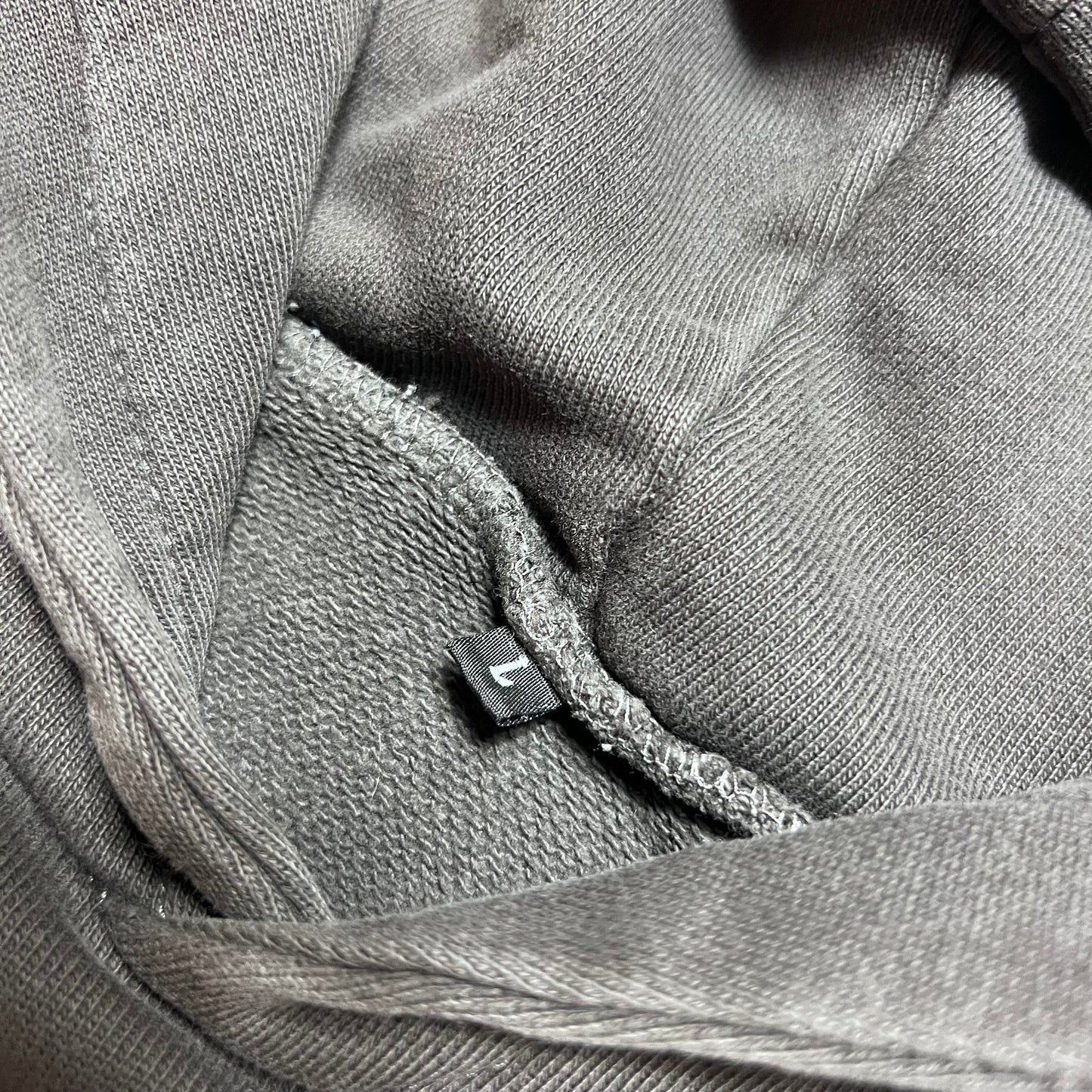 Pretty Savage Gray Hoodie L - Cats on Stacks VNTG