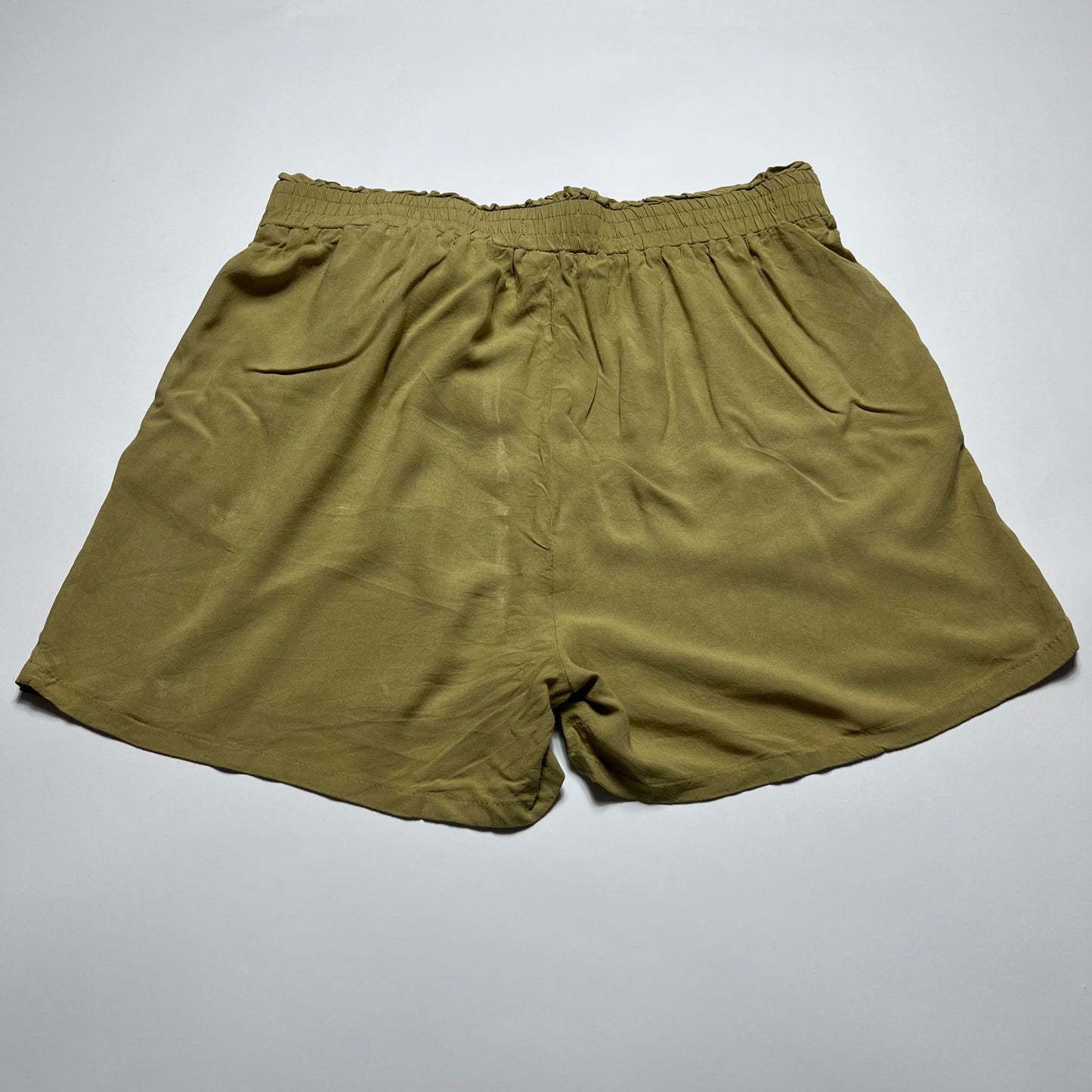 Urban Surface Oliv Comfy Shorts M / L - Cats on Stacks VNTG