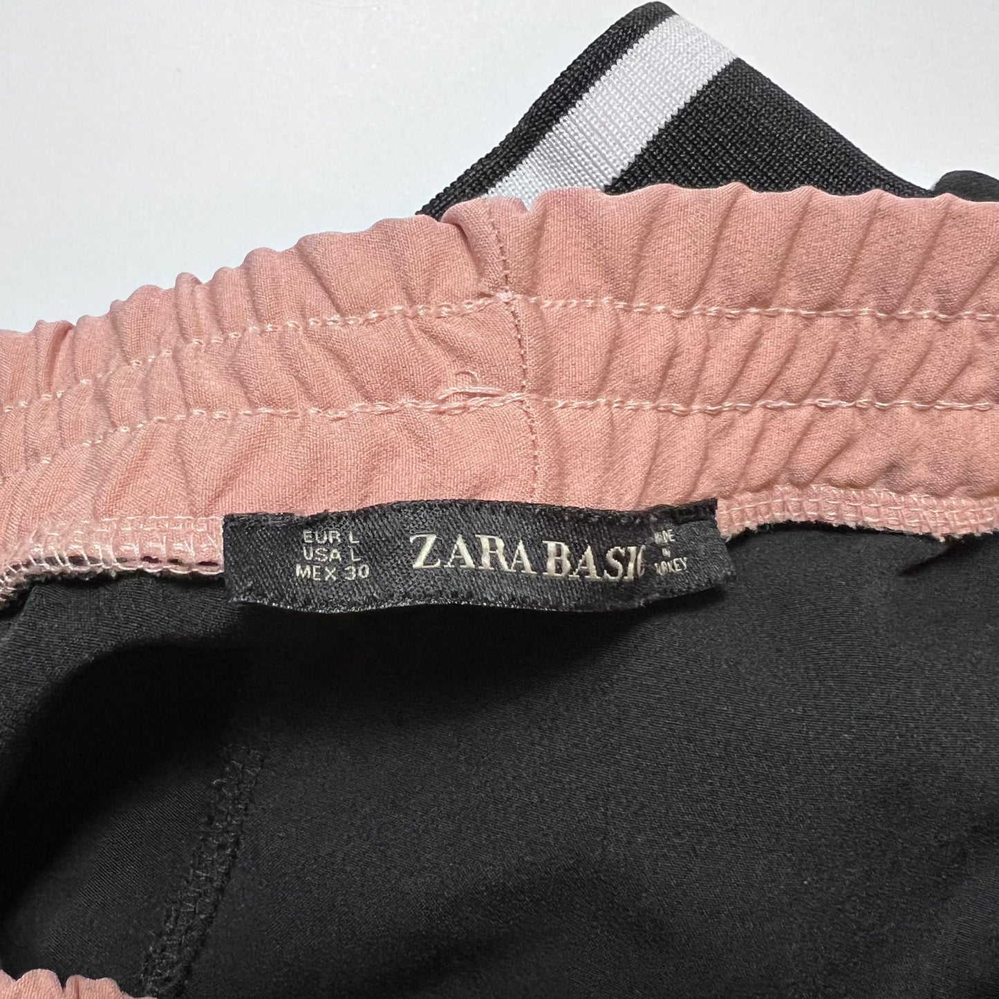 Zara Basics Black Peach Jogger M / L - Cats on Stacks VNTG
