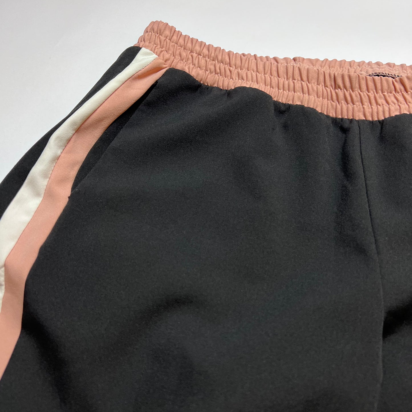 Zara Basics Black Peach Jogger M / L - Cats on Stacks VNTG
