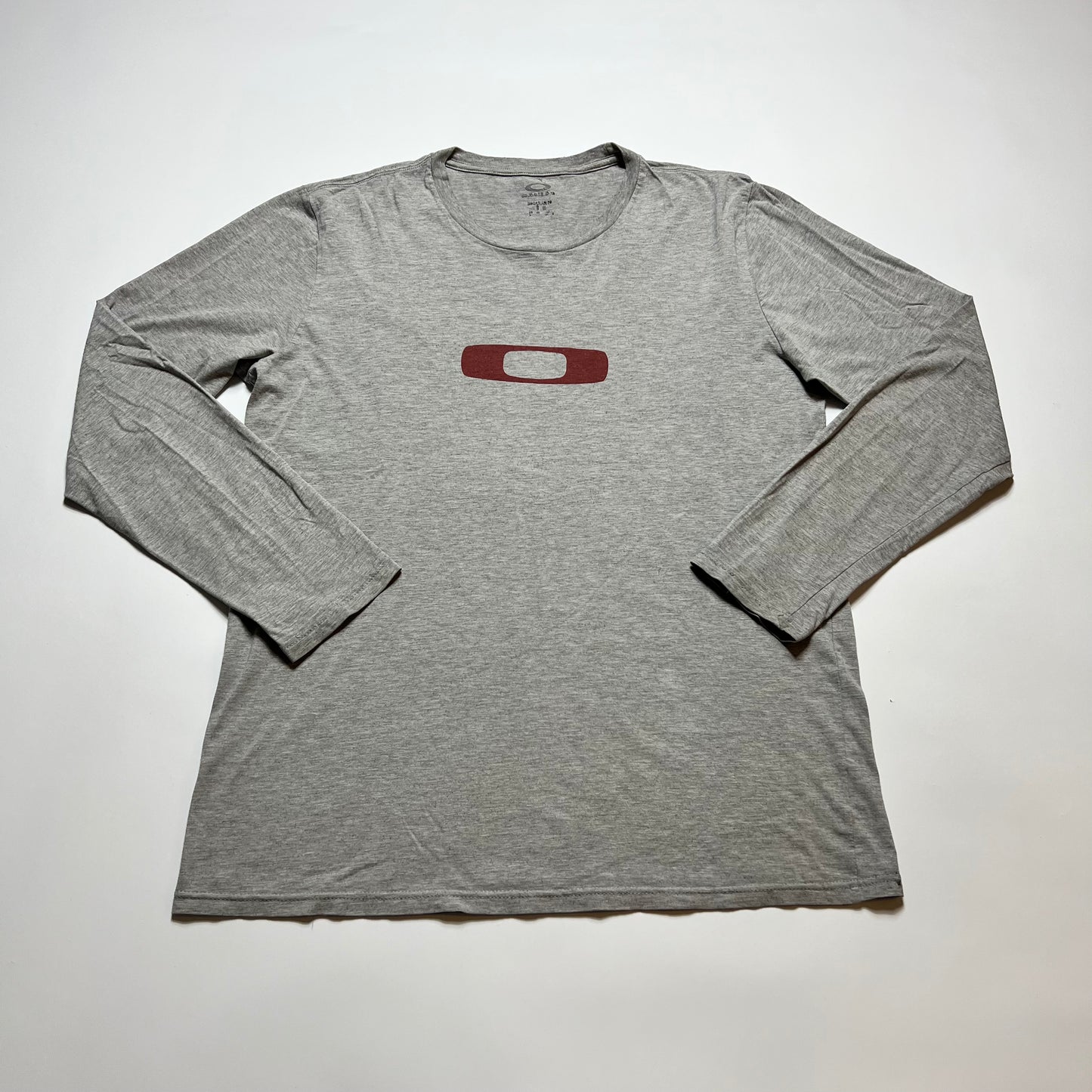 Y2K Oakley Gray Longsleeve Shirt M - Cats on Stacks VNTG