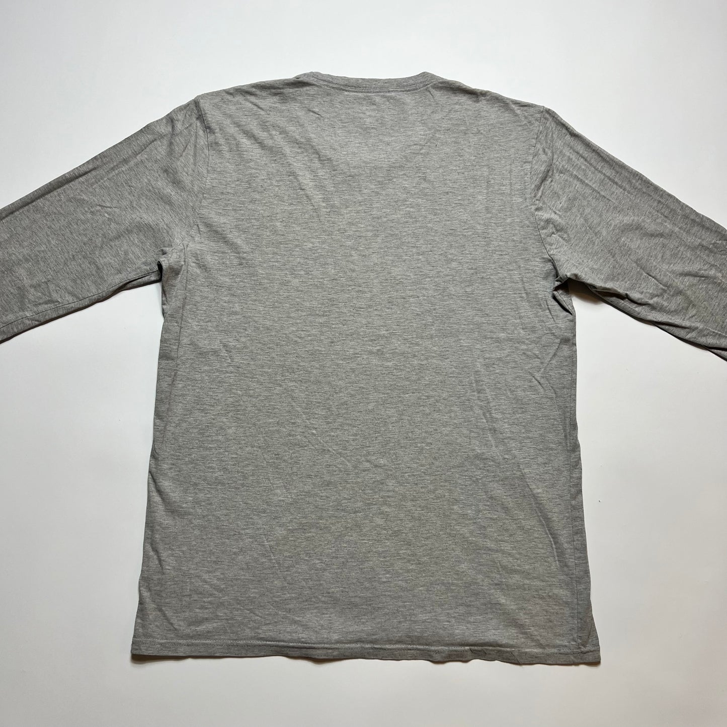 Y2K Oakley Gray Longsleeve Shirt M - Cats on Stacks VNTG
