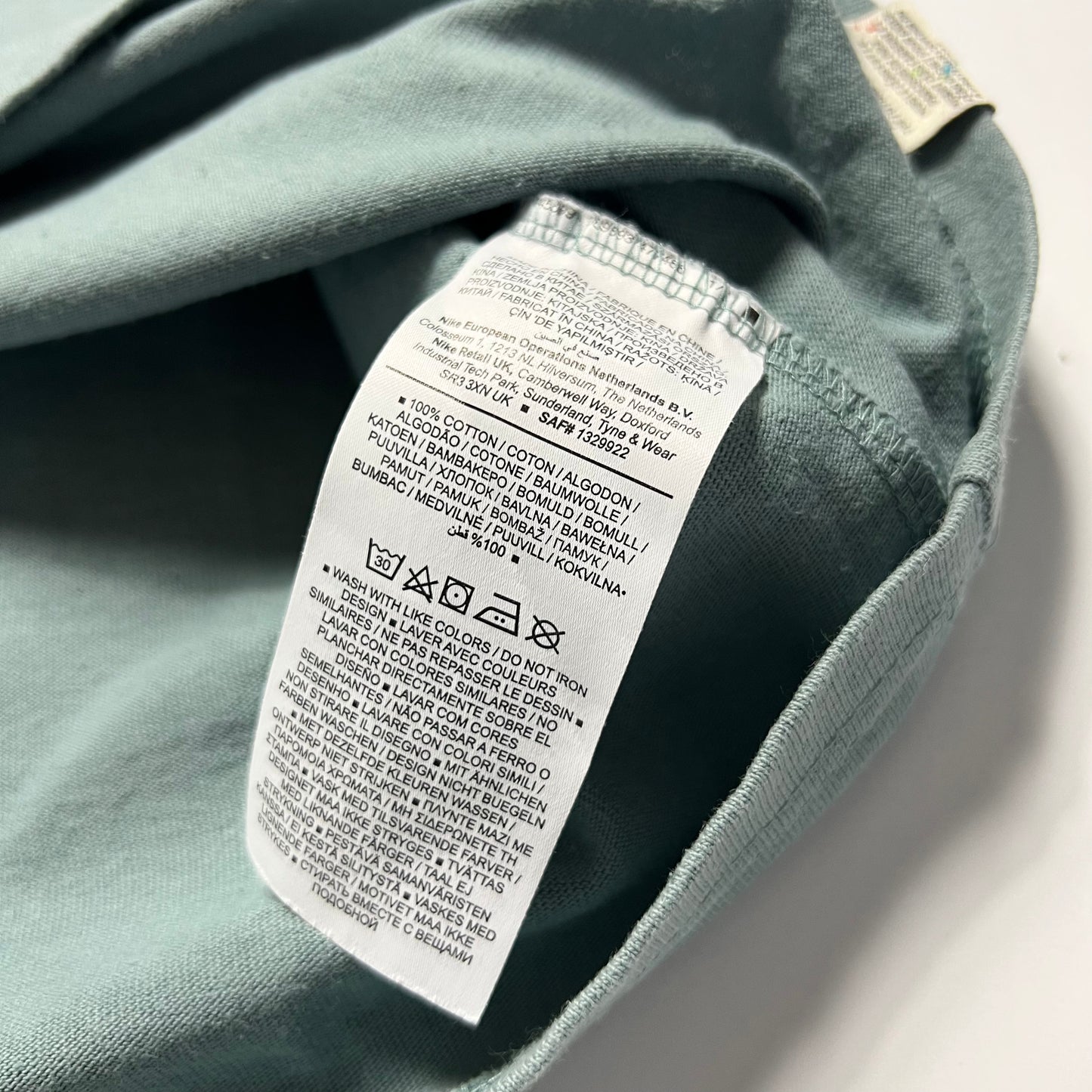 Nike Peace & Love Mintgreen T-Shirt L - Cats on Stacks VNTG