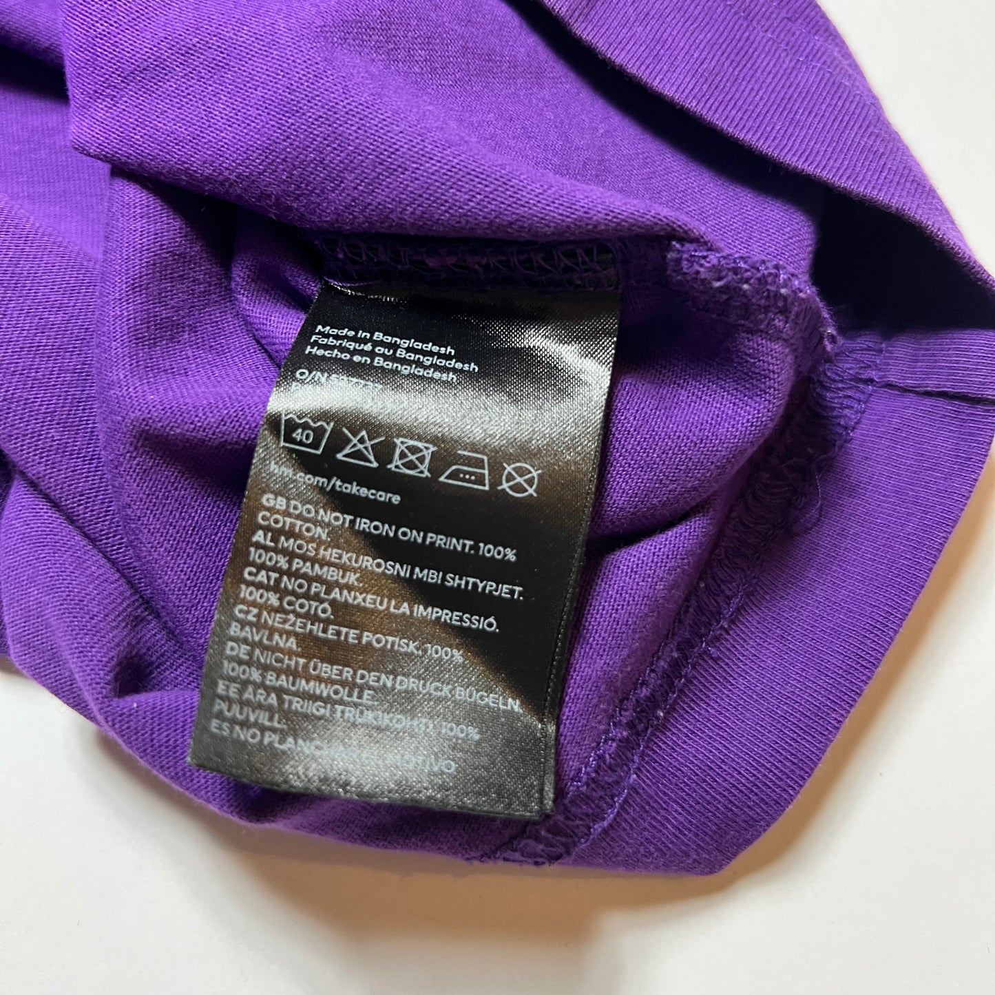 H&M Good Energy Purple T-Shirt M / L - Cats on Stacks VNTG