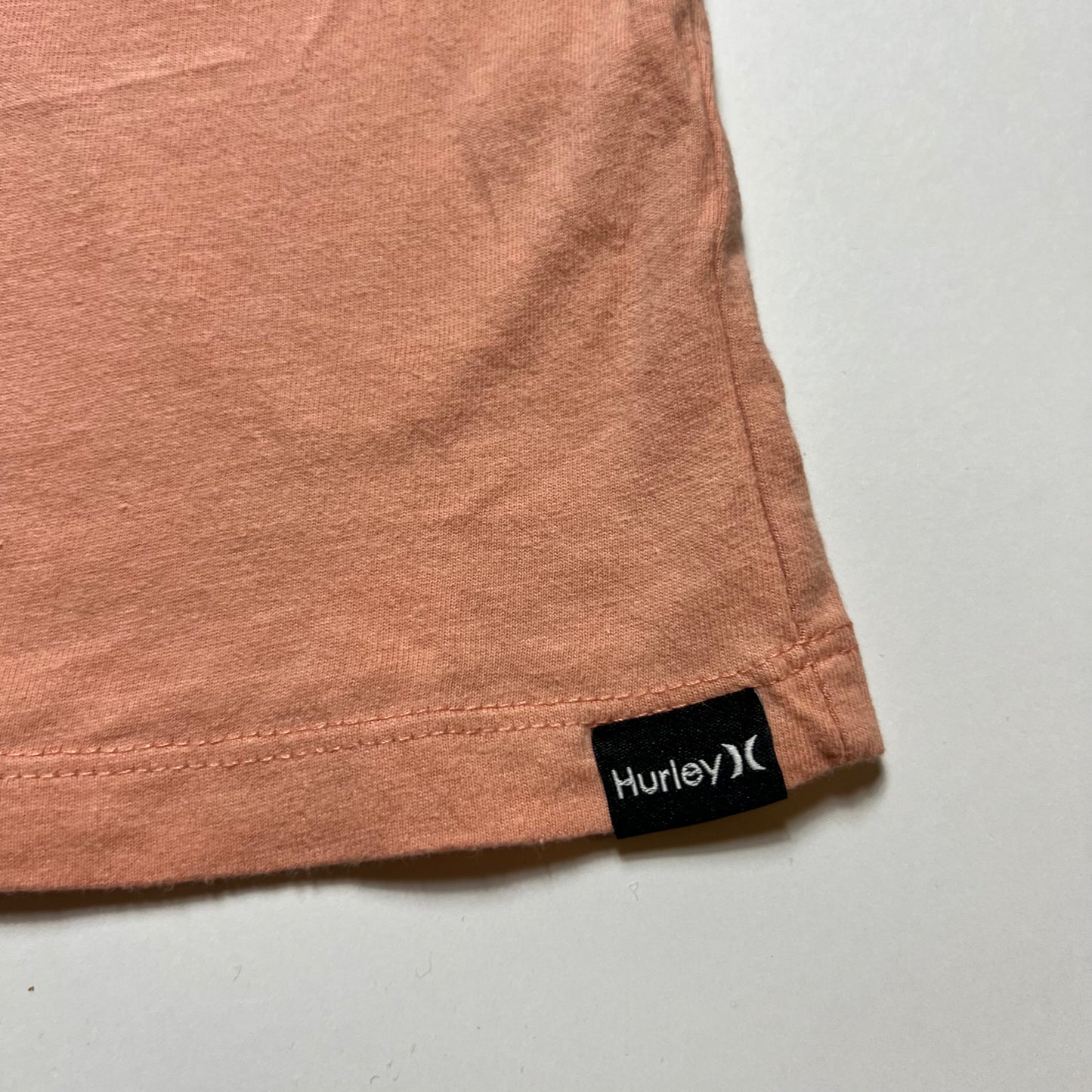 Hurley Paradise Peach T-Shirt S / M - Cats on Stacks VNTG