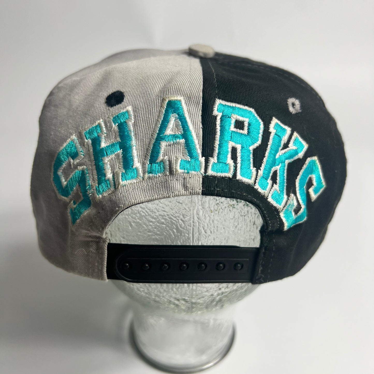 Vintage San Jose Sharks Hockey Snapback Cap - Cats on Stacks VNTG