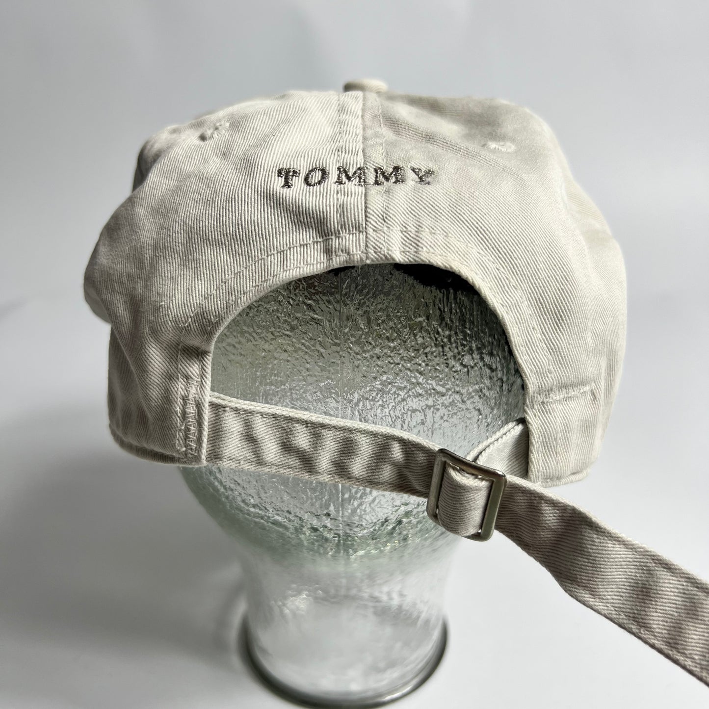 Vintage Tommy Jeans Strapback Cap - Cats on Stacks VNTG