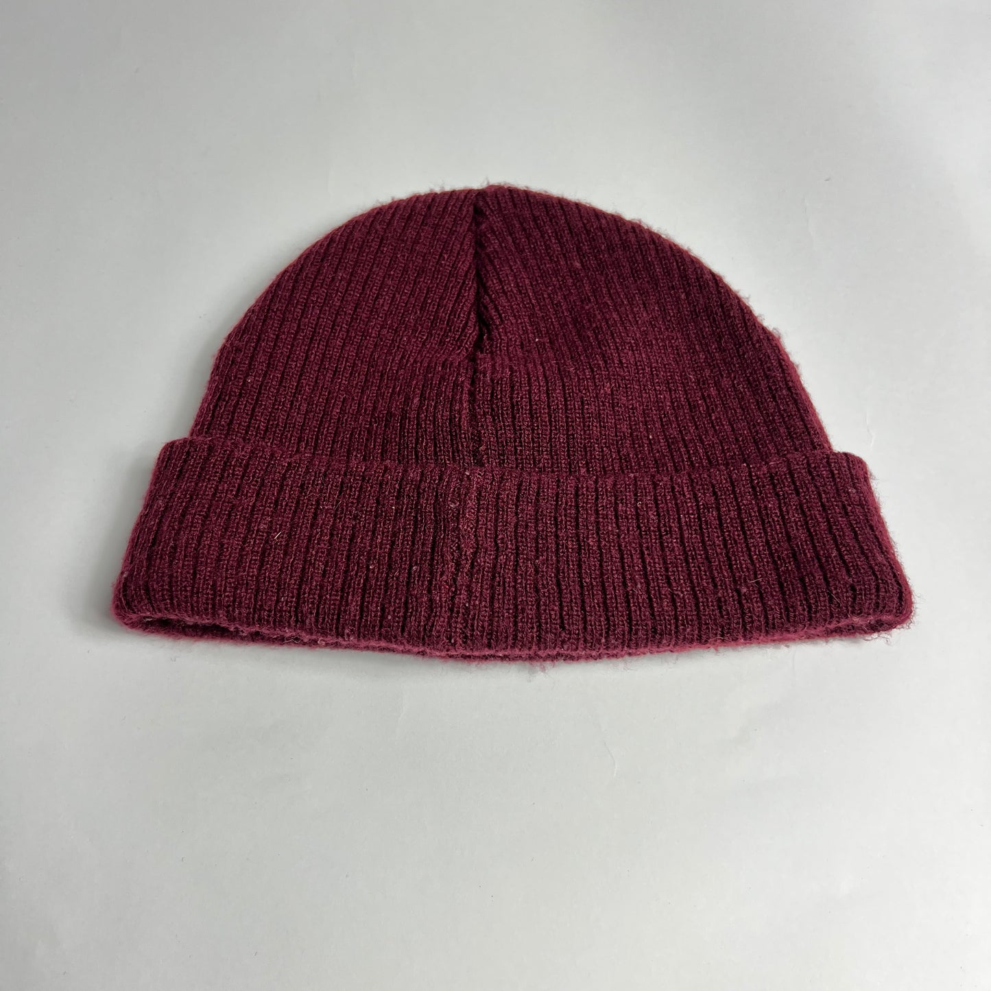 New Era x Chicago Bears Burgundy Beanie - Cats on Stacks VNTG