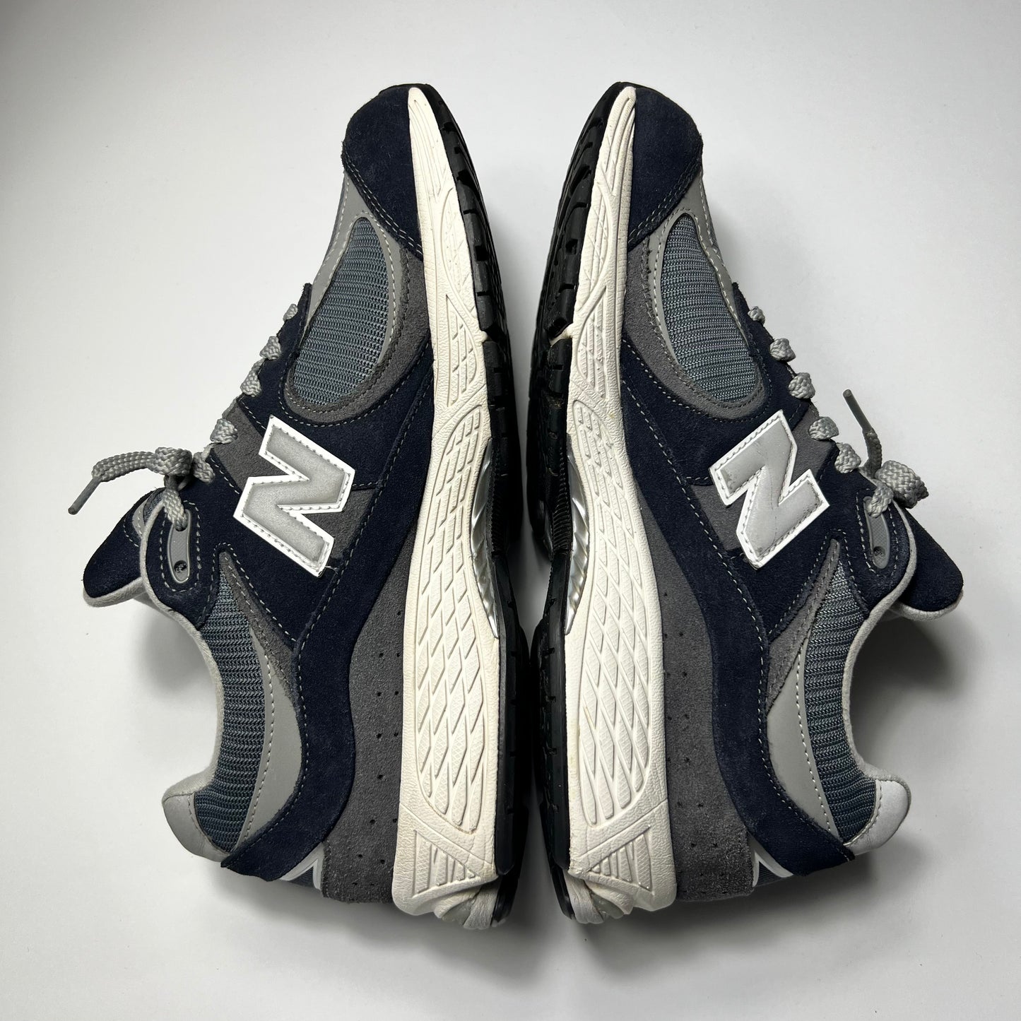 New Balance 2002R Eclipse 42,5 / M2002RSF - Cats on Stacks VNTG