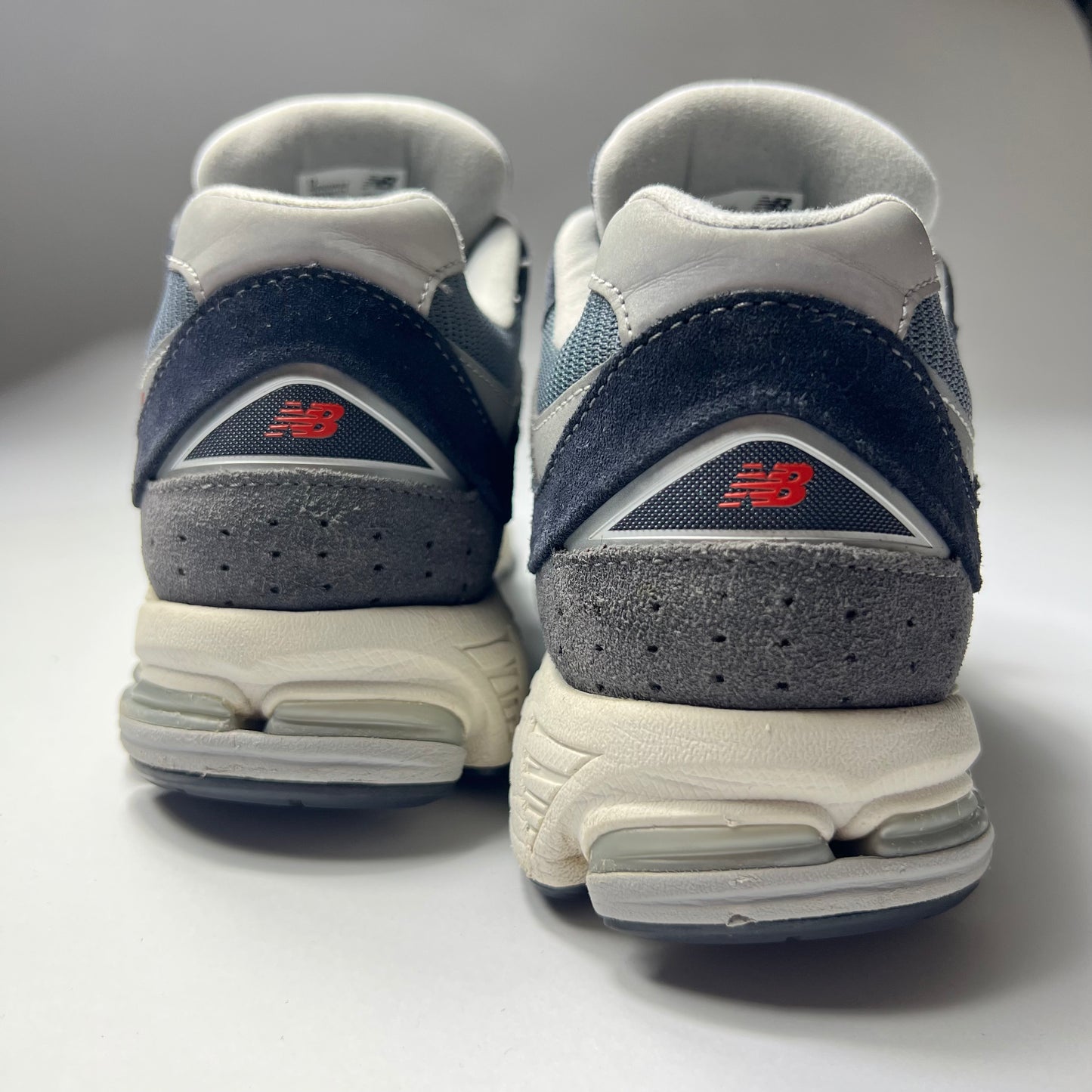 New Balance 2002R Eclipse 42,5 / M2002RSF - Cats on Stacks VNTG