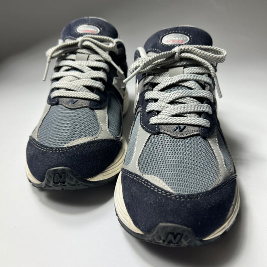 New Balance 2002R Eclipse 42,5 / M2002RSF - Cats on Stacks VNTG