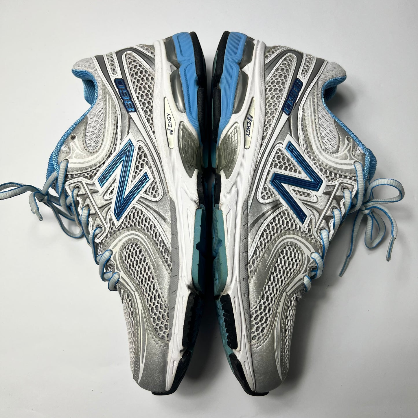 Y2K New Balance 860 Baby Blue 42 / WR860BS Vintage Style - Cats on Stacks VNTG