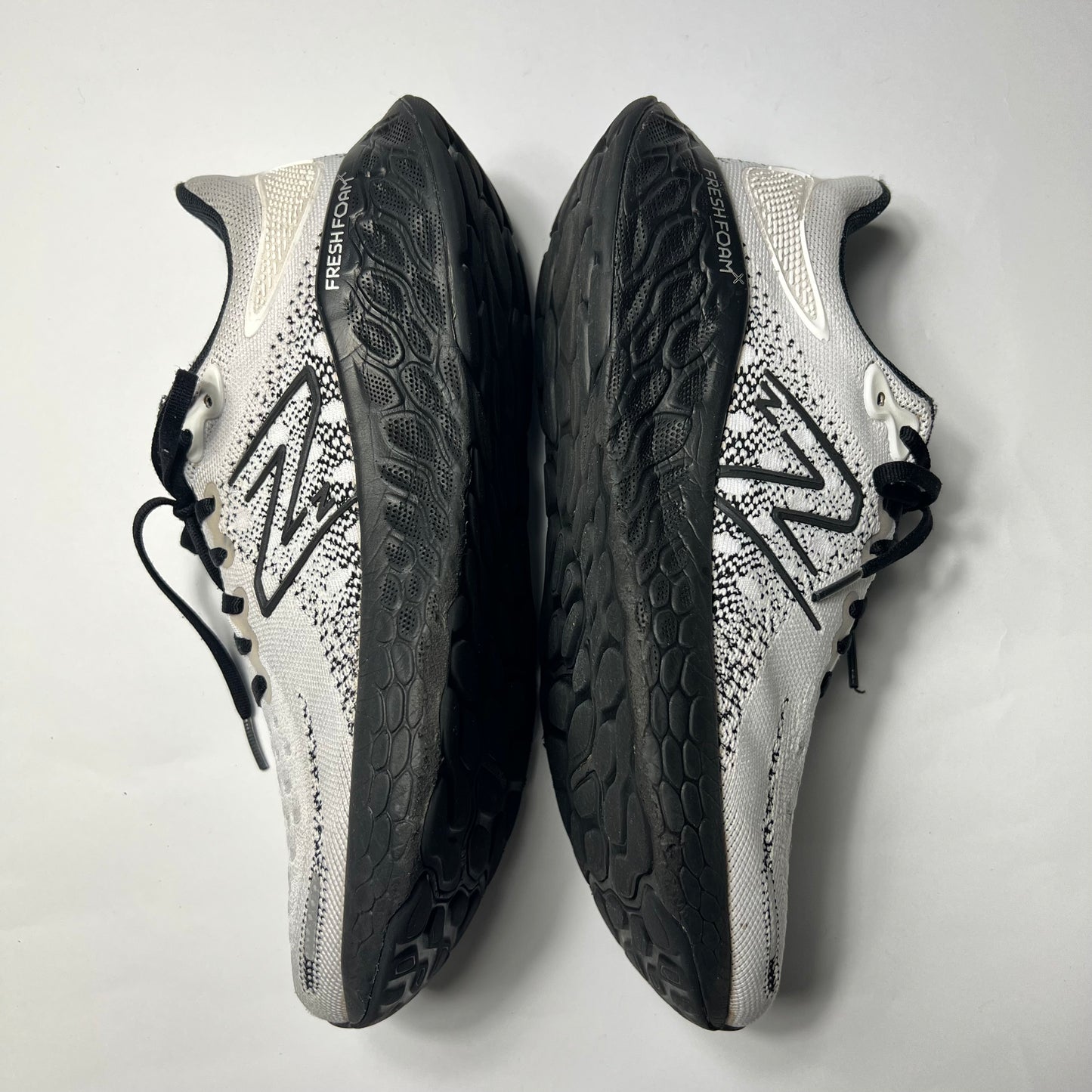 New Balance Fresh Foam X 1080 v12 42,5 / M1080X12 - Cats on Stacks VNTG