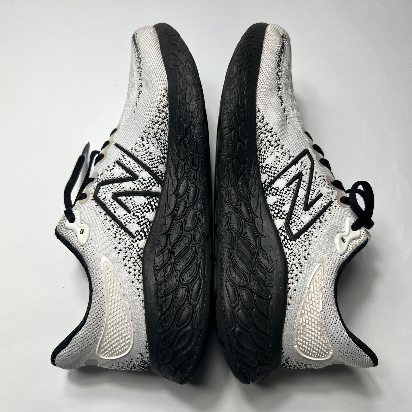 New Balance Fresh Foam X 1080 v12 42,5 / M1080X12 - Cats on Stacks VNTG