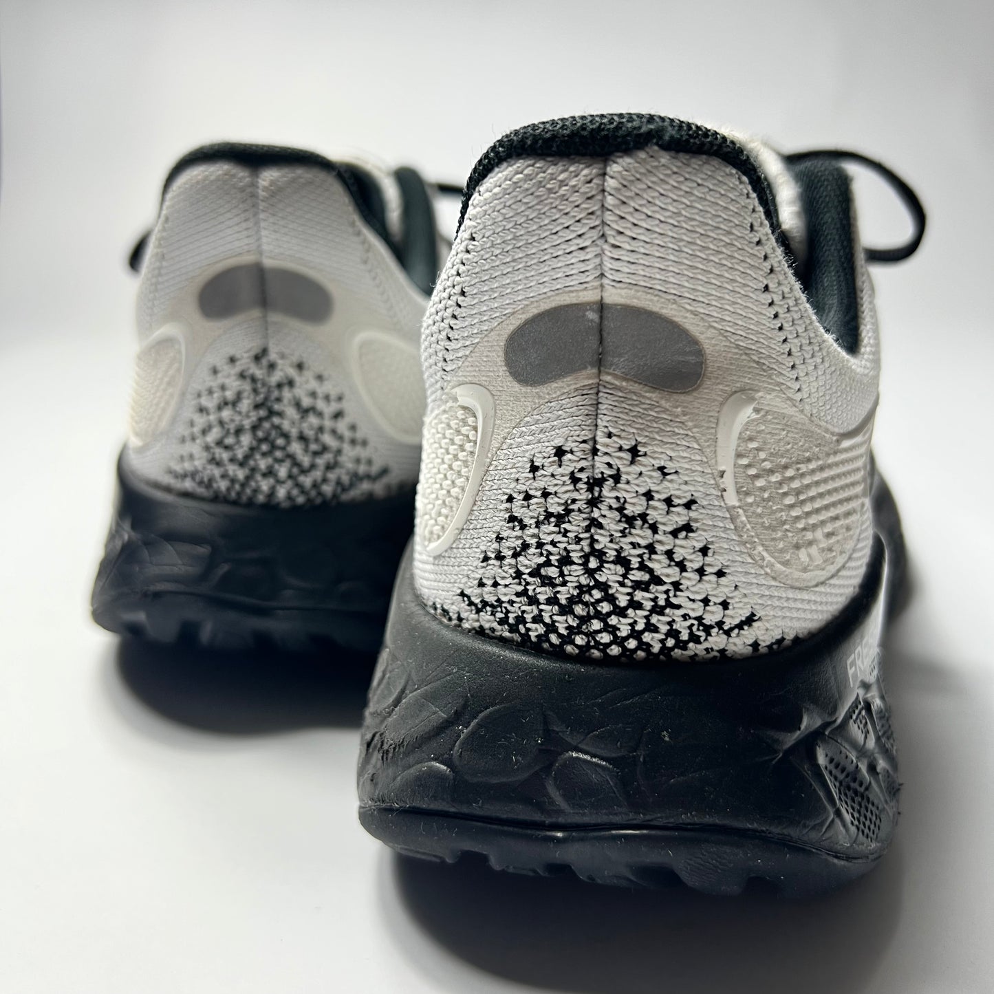 New Balance Fresh Foam X 1080 v12 42,5 / M1080X12 - Cats on Stacks VNTG