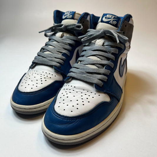 Air Jordan 1 High True Blue 42,5 / DZ5485-410 - Cats on Stacks VNTG