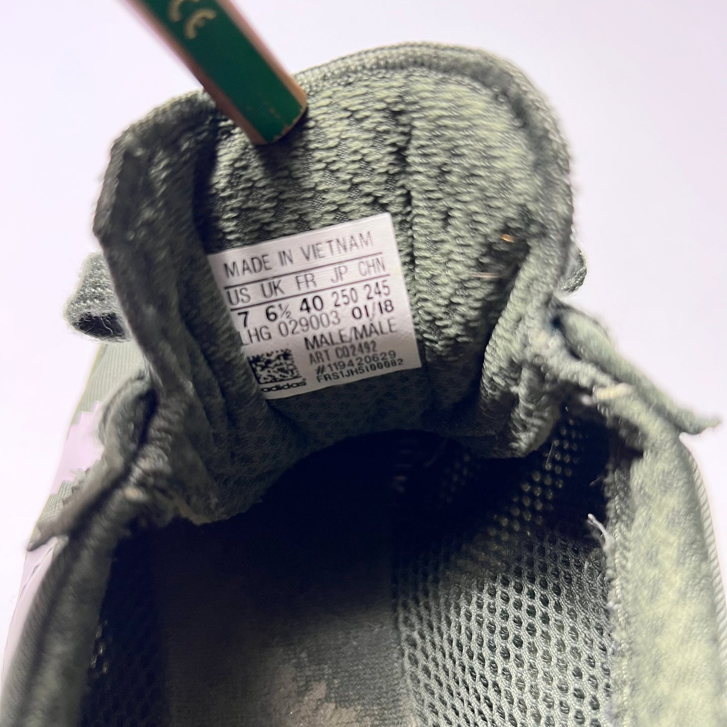 Adidas Iniki Boost I-5923 Base Green 40 / CQ2492 - Cats on Stacks VNTG