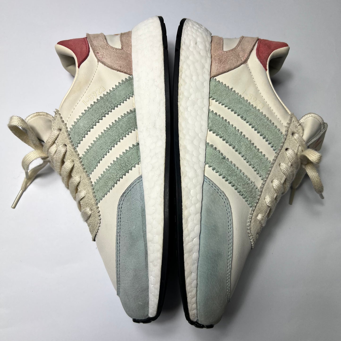 Adidas Iniki Boost I-5923 "Pride Pack" 42 / B41984 - Cats on Stacks VNTG