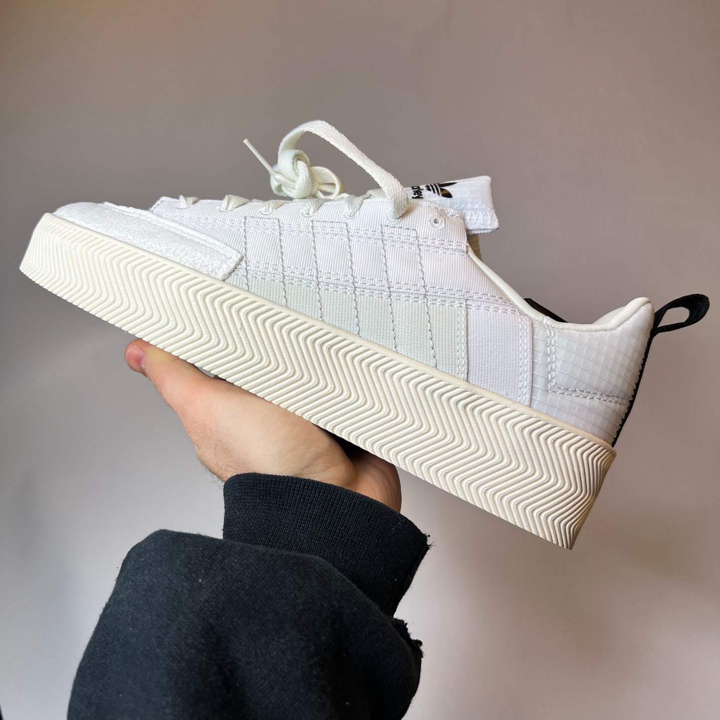 Adidas x Parley Nizza White 40 / GZ1475 - Cats on Stacks VNTG