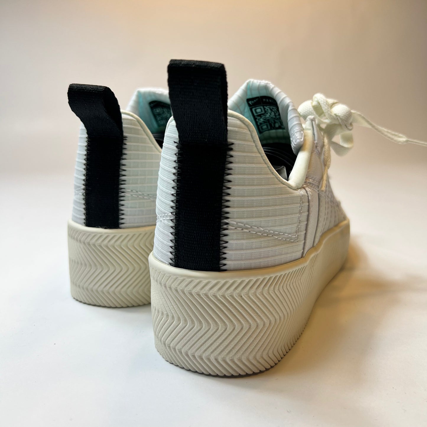 Adidas x Parley Nizza White 40 / GZ1475 - Cats on Stacks VNTG