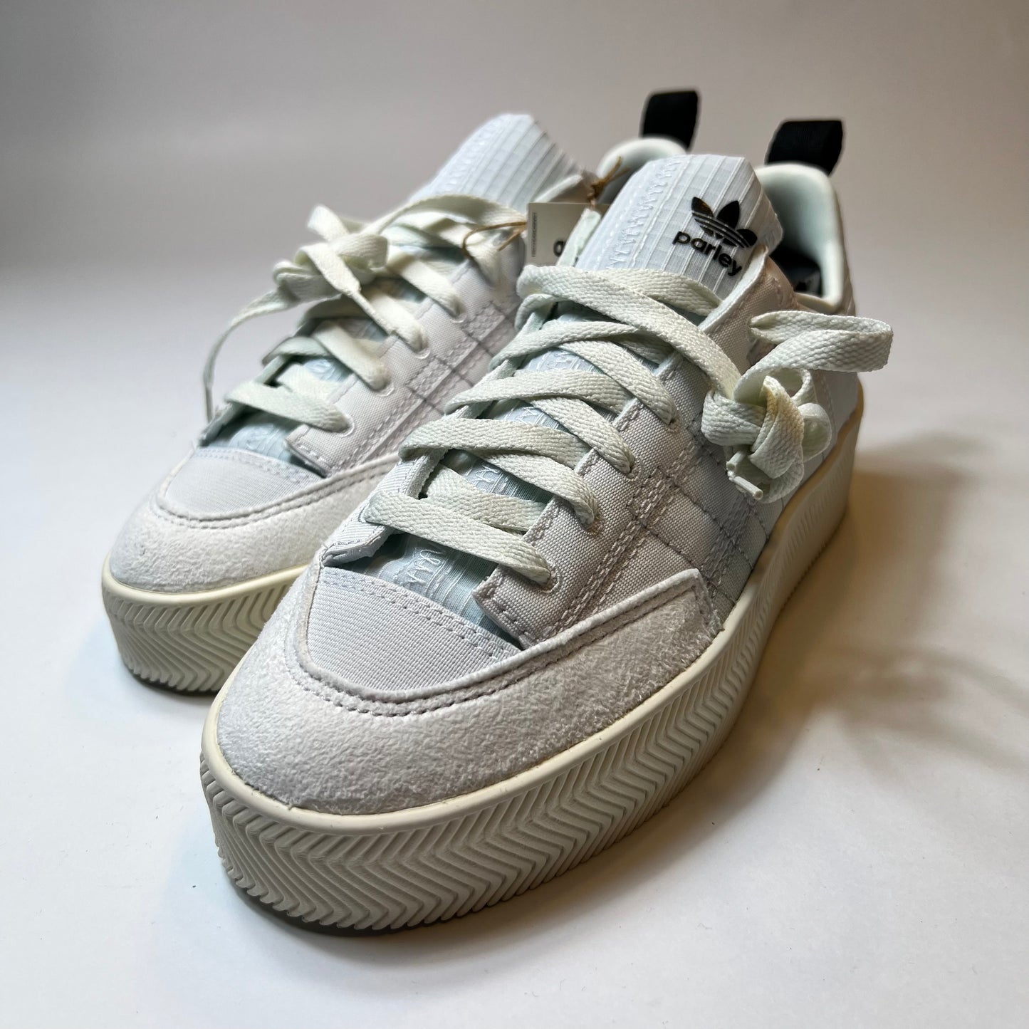 Adidas x Parley Nizza White 40 / GZ1475 - Cats on Stacks VNTG