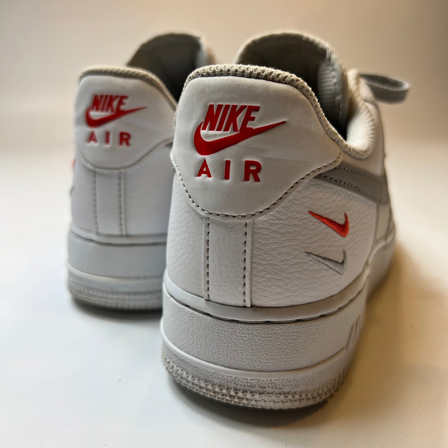 Nike Air Force 1 Low Double Swoosh 40,5 / FD0666-100 - Cats on Stacks VNTG