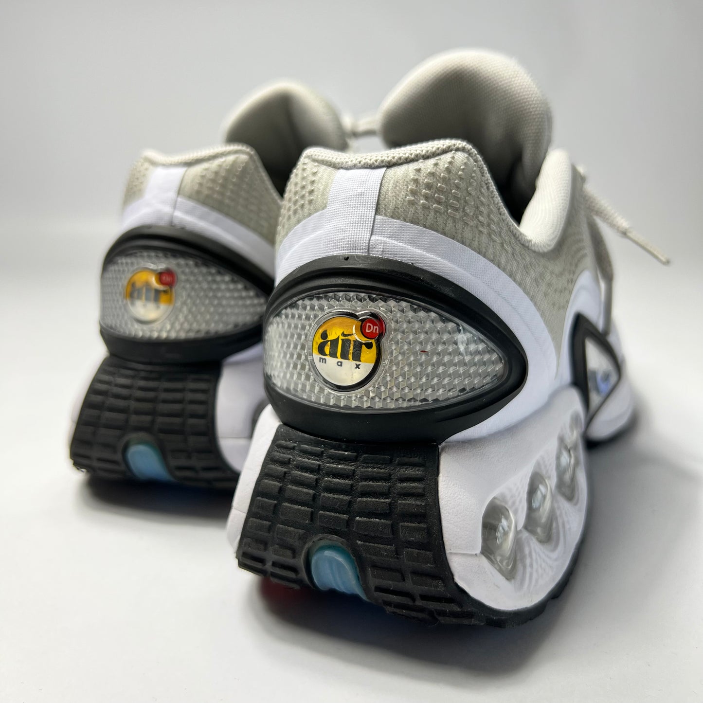 Nike Air Max DN Pure Grey Platinum 43 / DV3337-005 - Cats on Stacks VNTG