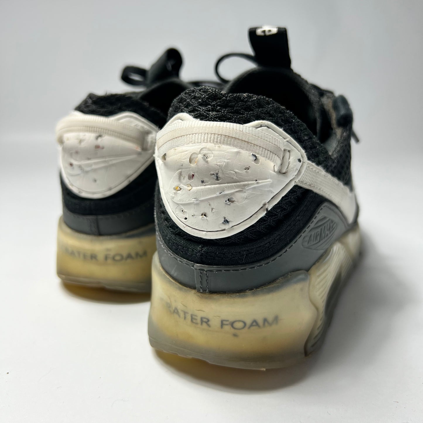 Nike Air Max 90 Terrascape Black White 42,5 / DM0033-002 - Cats on Stacks VNTG